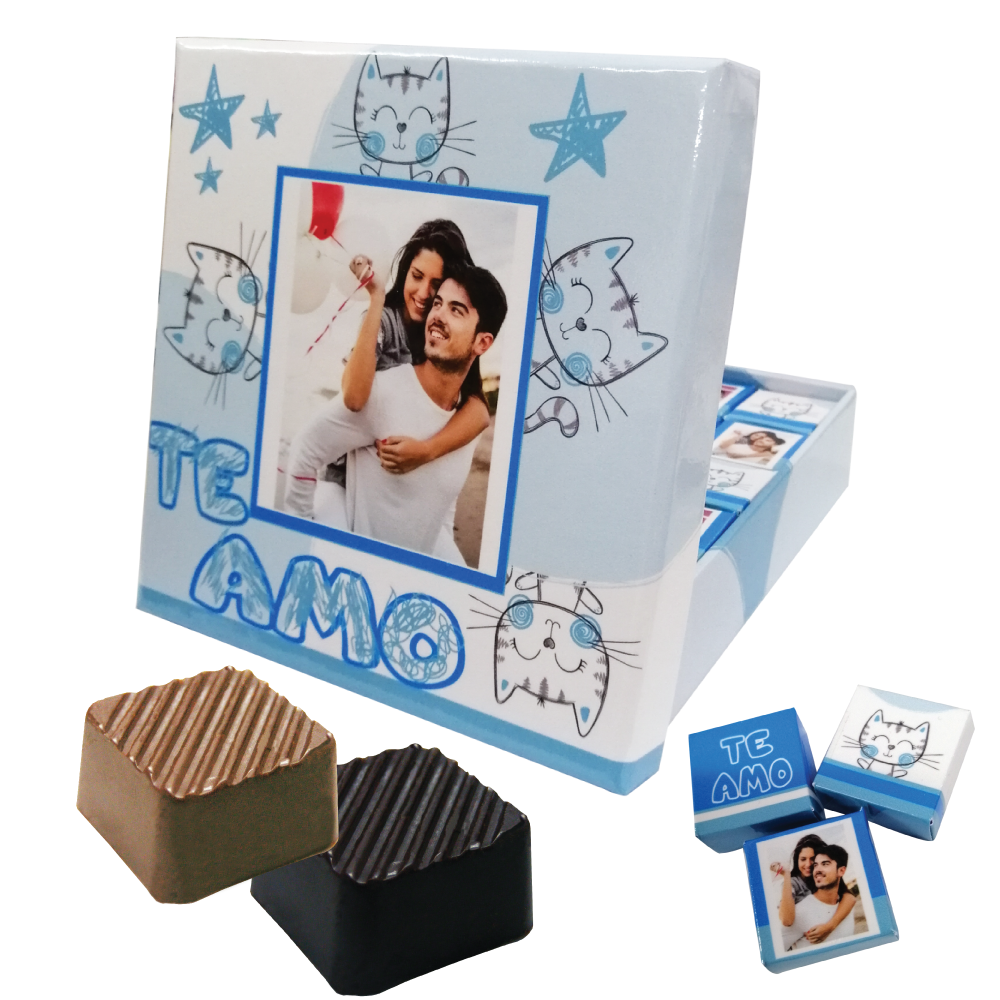 CAJA PERSONALIZADA CON CHOCOLATES PERSONALIZADOS