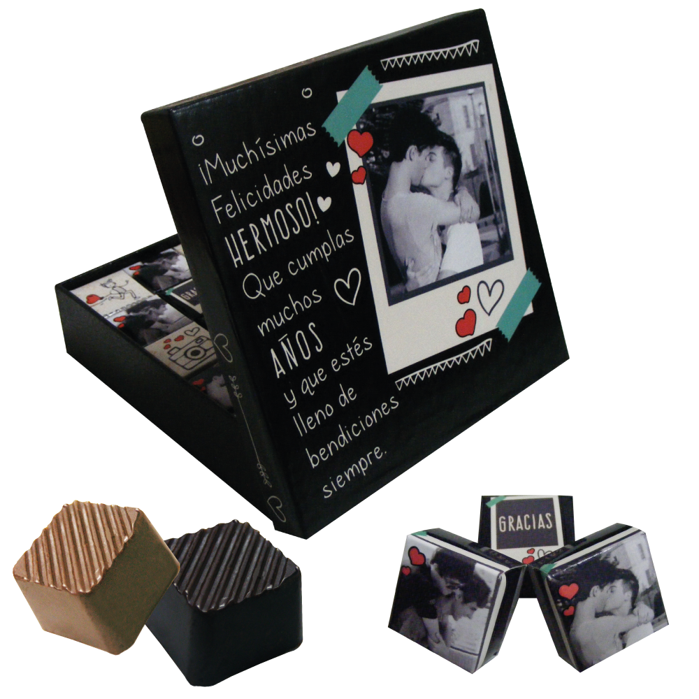 CAJA PERSONALIZADA CON CHOCOLATES PERSONALIZADOS