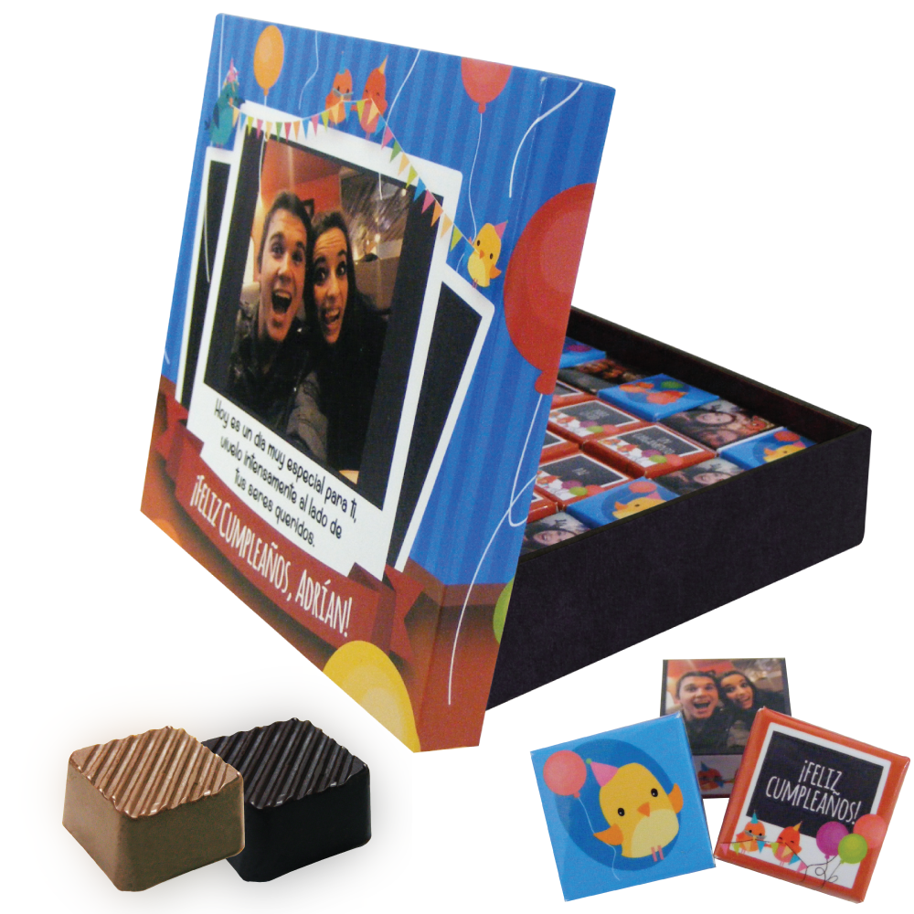 CAJA PERSONALIZADA CON CHOCOLATES PERSONALIZADOS