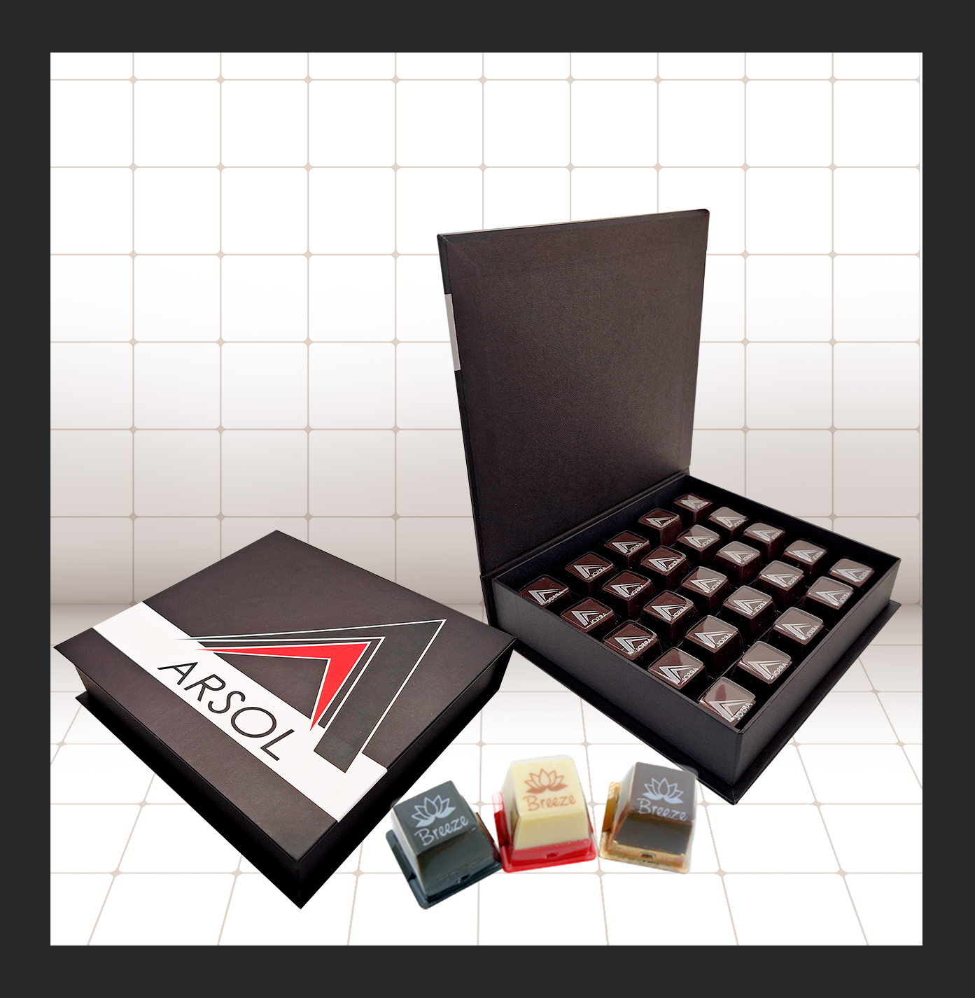 CAJA PERSONALIZADA CON CHOCOLATES PERSONALIZADOS