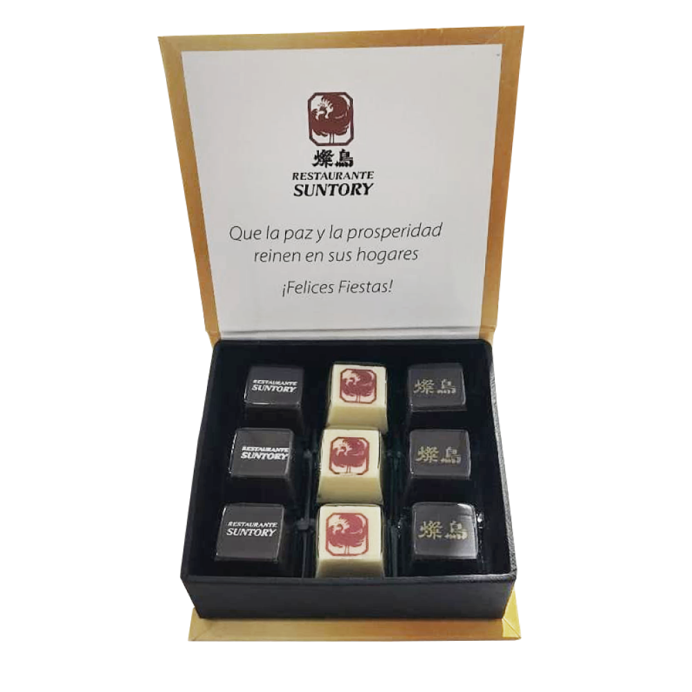 CAJA PERSONALIZADA CON CHOCOLATES PERSONALIZADOS