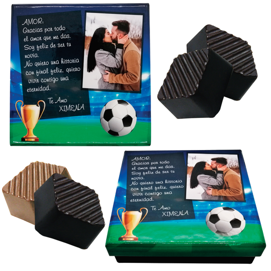 CAJA PERSONALIZADA CON CHOCOLATES PERSONALIZADOS